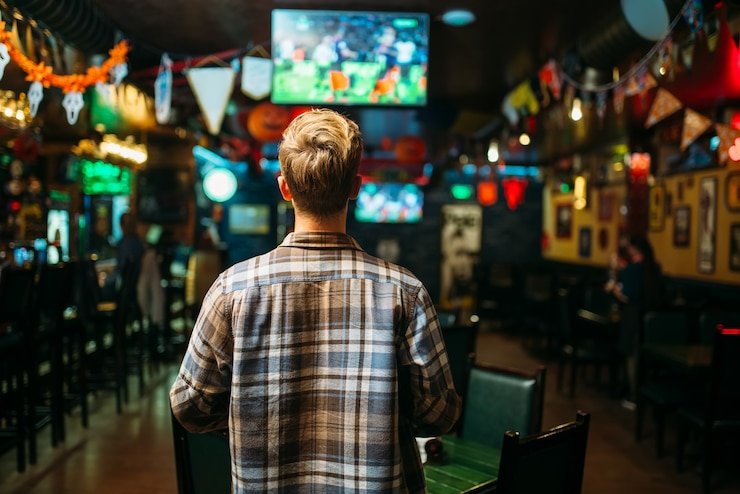 Antarmuka depoxito menampilkan berbagai permainan slot, kasino langsung, dan pasar sportsbook